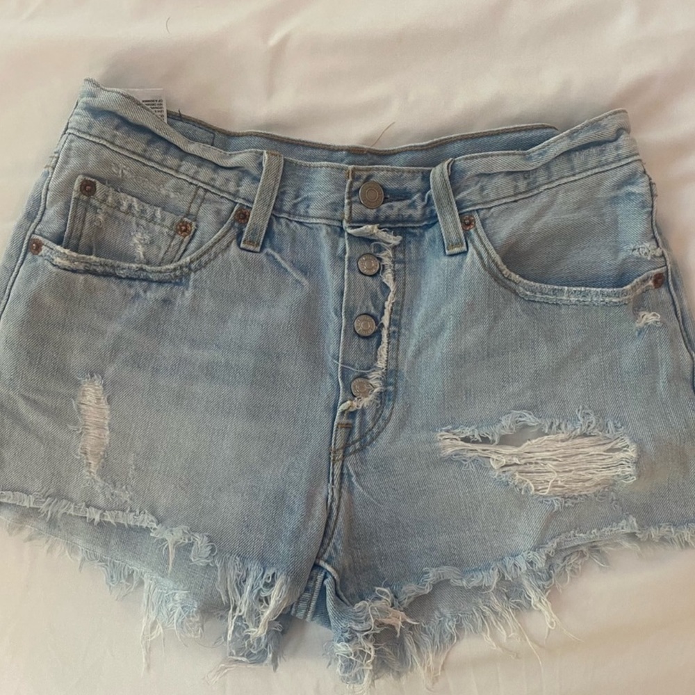 Levi’s 501 Light Wash Jean Shorts, Size 27